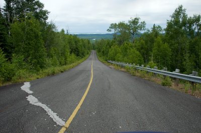 Ouimet Canyon summit road