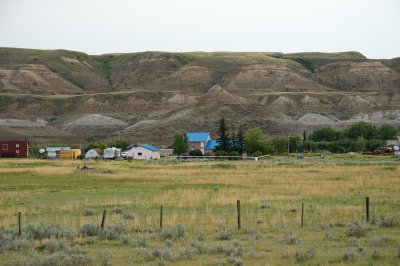 Red Deer River valley badlands