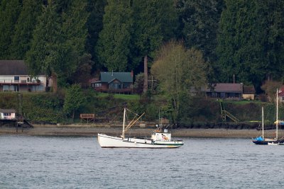 Old-School trawler, Kingston, WA