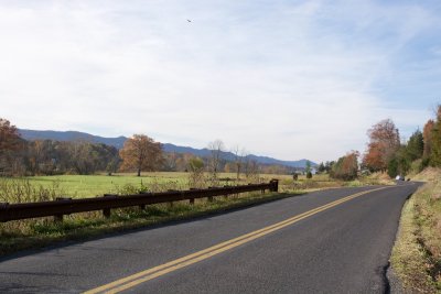 driving up the Fort Valley