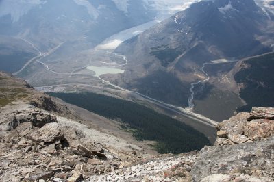 looking south over the cliff's edge