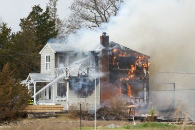 Robbins Island Road house fire 10 Dec 2015