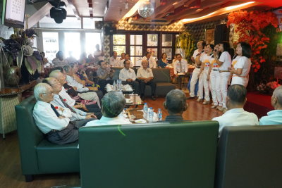 Tri n Thầy C Kỹ Thuật 2015