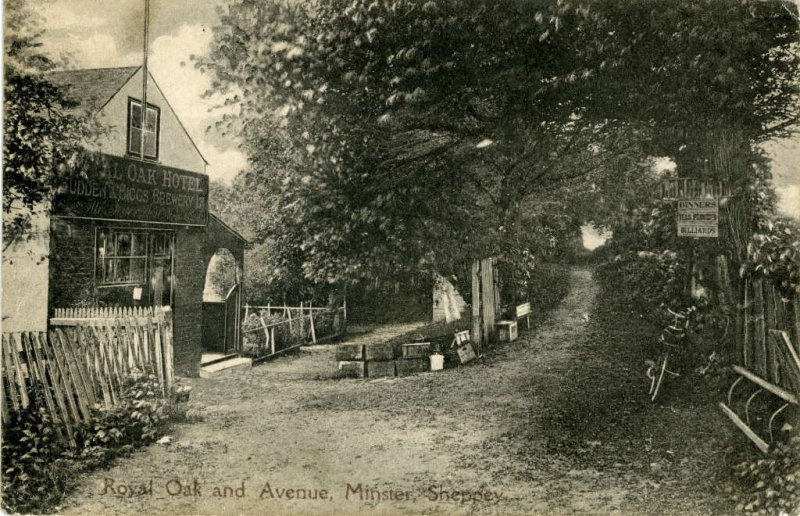 Royal Oak & Avenue