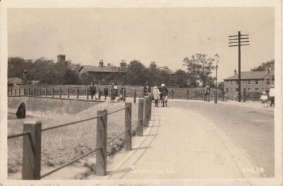 Canal bridge, dockyard end 1929