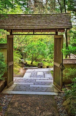 Japanese-Garden-gateway.jpg