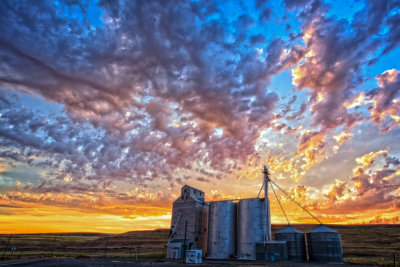 Silo-sunset-1.jpg