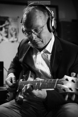 'Bluesdog', a renowned Dutch gitarplayer, during a recording session of his new album