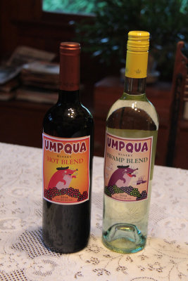 Umpqua Wine Labels