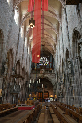 Lorenzkirche interior