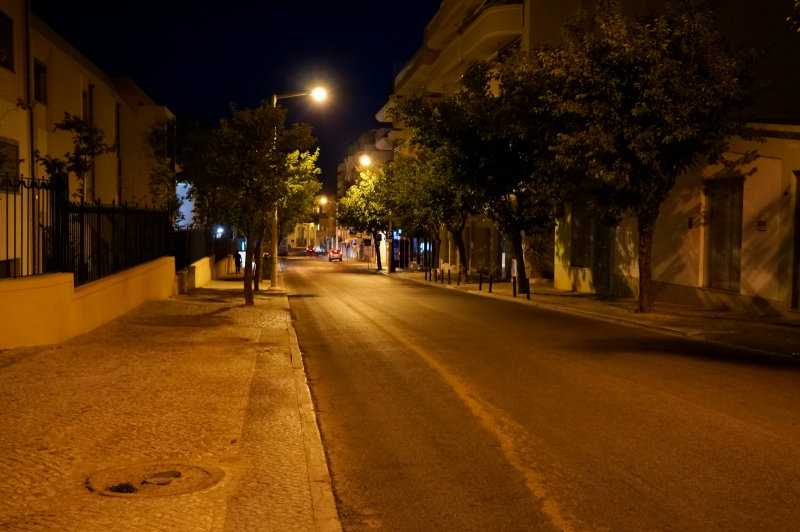 Faro by night