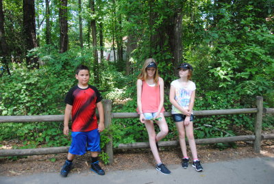 Sam, Reagan and Karlie at Riverbanks Zoo in SC