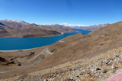 Yangdork Lake, elevation 5000 m above mean sea level