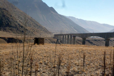 200-km drive from Shigatze to Lhasa 10