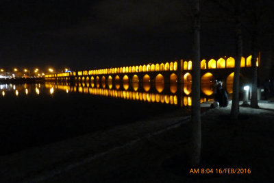 4600_Siosepol Bridge