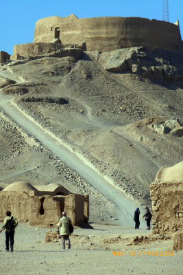 5030_Yazd_Zoroastrian Burial Hill 2