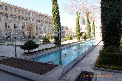 8330_Esfahan Abbasi Hotel Garden 1