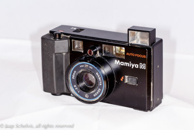 Mamiya M (1982)