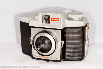 * Kodak Brownie Cresta 3 (1960)