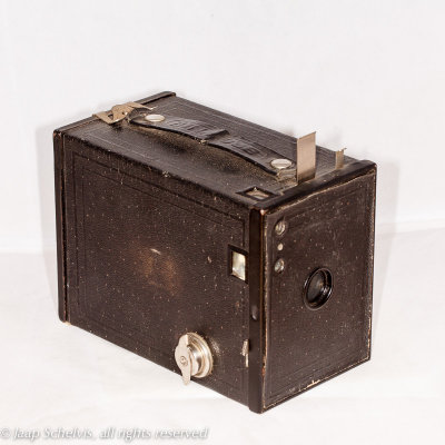 * Kodak No.2 Brownie Model F (1924)
