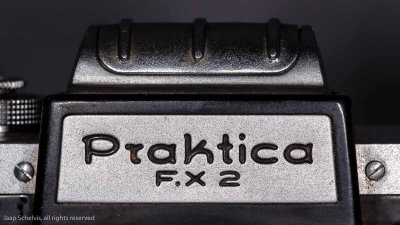 Praktica F.X 2