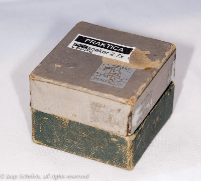 Pentacon magnifying viewfinder for Praktica; Abklappbarer Lupensucher