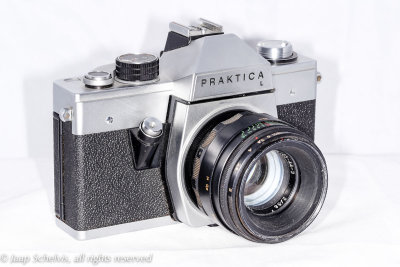 Praktica L