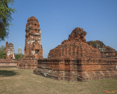 Wat Mahathat Prangs (DTHA0010)