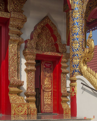 Wat Dok Eung Wihan Side Door (DTHCM0343)