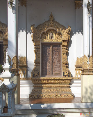Wat Chang Kam Phra Wihan Window (DTHCM0412)