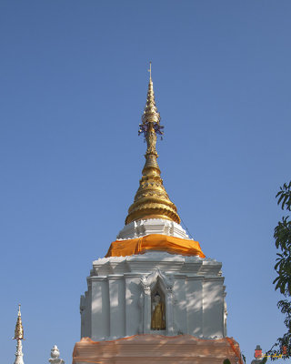 Wat Chang Kam Phra Chedi Pinnacle and Buddha Image (DTHCM0415)