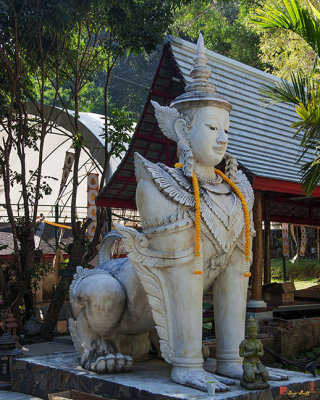 Wat Pha Lat Sphinx Guardian (DTHCM0467)