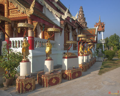 Wat Phuak Hong Phra Wihan Merit Making Stations (DTHCM0580)