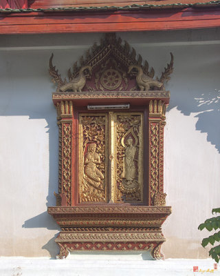 Wat Phuak Hong Phra Wihan Window (DTHCM0583)