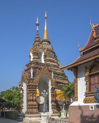 Wat Saen Muang Ma Luang Bell and Drum Tower and Phra Chedi (DTHCM0629)