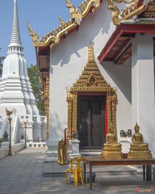 Wat Chumphon Nikayaram Phra Ubosot Door (DTHA0128)