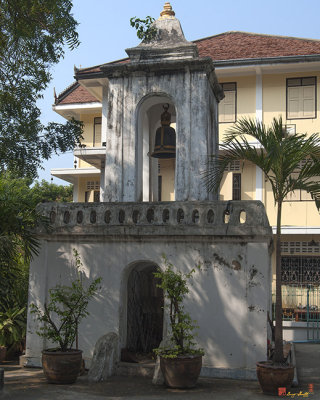 Wat Chumphon Nikayaram Bell Tower (DTHA0137)