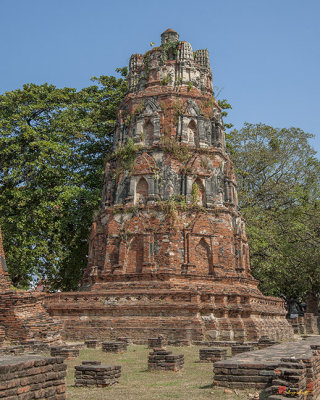 Wat Mahathat Conical Prang (DTHA0228)