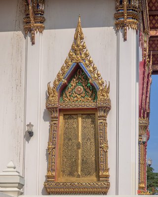 Wat Phichai Songkhram Phra Ubosot Window (DTHSP0048)