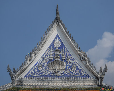 Phra Samut Chedi Wihan Luang Gable (DTHSP0058)