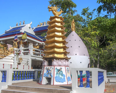 San Jao Cham Cheju Hut Firecracker Pagodas (DTHP0481)
