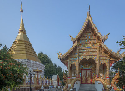 Wat Thatkam Phra Ubosot and Phra Chedi (DTHCM0700)