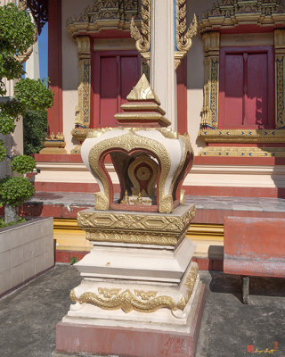 Wat Ruak Phra Ubosot Boundary Stone (DTHSP0132)