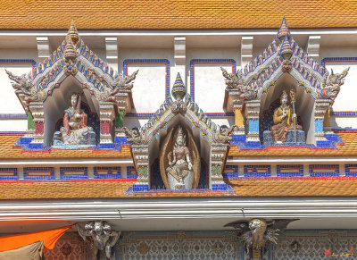 Wat Pariwas Ubosot Roof Figures (DTHB1939)