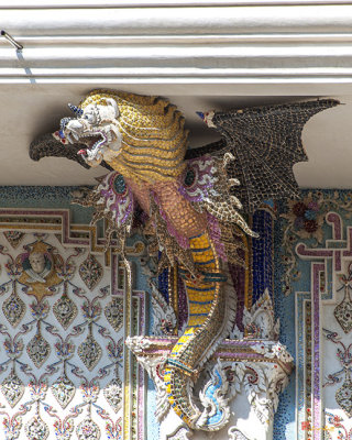 Wat Pariwas Ubosot Dragon (DTHB1948)
