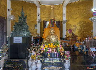 Wat Kho Om Phra Chedi Interior (DTHCP0065)