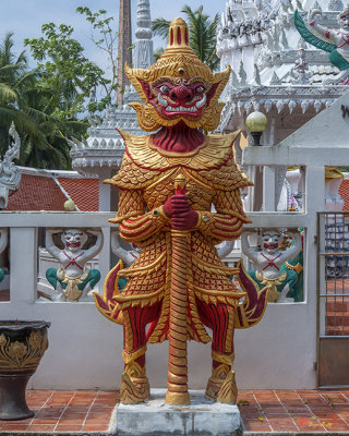 Wat Pradoem Phra ÅšarÄ«ra Guardian Giant (DTHCP0091)