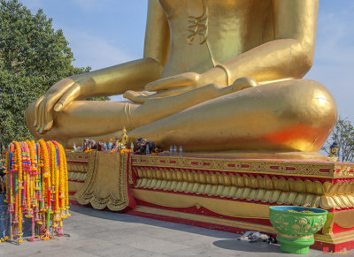 Wat Phra Yai Sukothai Walai-Cholatharn Buddha's Hands (DTHCB0009)