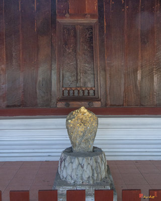 Wat Sawangfa Pruetaram Original Ubosot Boundary Stone and Window (DTHCB0121)
