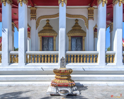 Wat Prachum Khongkha Phra Ubosot Entrance and Boundary Stone (DTHCB0168)